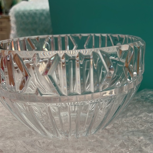 Tiffany & Co. new crystal Roman Numeral Bowl. Includes Tiffany box. - Picture 3 of 5